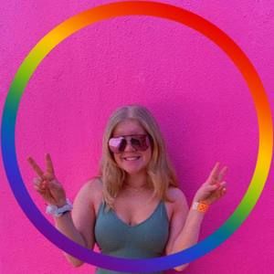 Meet your Posher, Carolyn